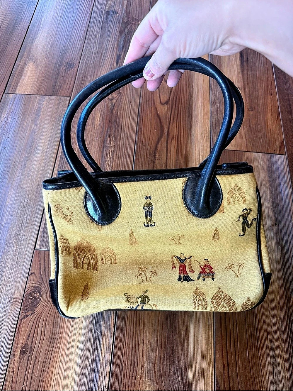 L. McLaughlin Printed Canvas Tote Bag in Yellow & Black